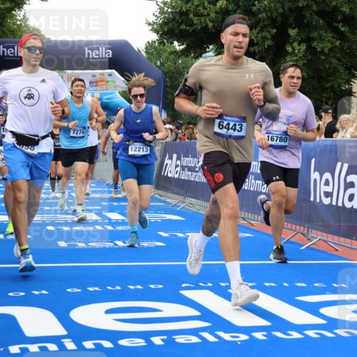 29.06.2025 - hella hamburg halbmarathon Strokosch-Dieckow http://msf.ph/oto/8498158 29.06.2025 10:54:12 Ziel 1410, 3103, 3177, 3208, 3209, 3861, 3898, 5638, 6082, 6084, 6294, 6443, 6581, 7274, 8223, 8390, 9791, 11430, 12213, 13033, 13397, 13794, 13803, 15169, 15524, 16527, 16574, 16750, 16780, 16871, 16879, 17087 meine-sportfotos.de