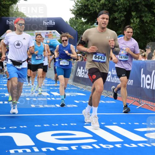 29.06.2025 - hella hamburg halbmarathon Strokosch-Dieckow http://msf.ph/oto/8498263 29.06.2025 10:54:12 Ziel 1410, 3103, 3177, 3208, 3209, 3861, 3898, 5638, 6082, 6084, 6294, 6443, 6581, 7274, 8223, 8390, 9791, 11430, 12213, 13033, 13397, 13794, 13803, 15169, 15524, 16527, 16574, 16750, 16780, 16871, 16879, 17087 meine-sportfotos.de