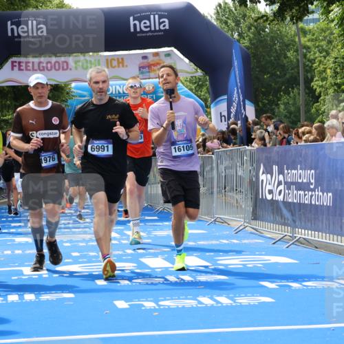 29.06.2025 - hella hamburg halbmarathon Strokosch-Dieckow http://msf.ph/oto/8498485 29.06.2025 10:43:43 Ziel 1976, 3116, 3437, 4318, 5624, 5692, 6903, 6991, 7185, 9043, 9114, 9159, 9374, 11153, 11778, 11848, 13421, 13897, 14201, 14210, 14690, 15328, 15512, 15932, 16062, 16105, 17912, 18449, 18650, 19090 meine-sportfotos.de
