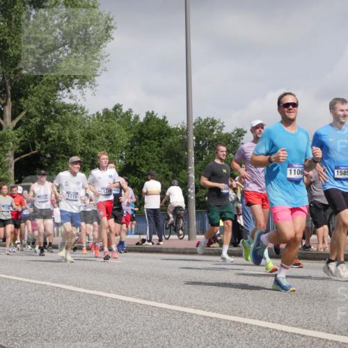 29.06.2025 - hella hamburg halbmarathon Luisa Fischer http://msf.ph/oto/8498714 29.06.2025 10:02:07 Kennedybrücke 14948, 71291, 12910, 12186, 1715, 1719, 408, 8861, 1106, 15856, 16292, 1366, 1506, 1715, 1719, 2741, 2911, 4467, 4839, 5391, 5866, 6416, 7129, 7130, 7395, 9655, 9922, 10266 meine-sportfotos.de