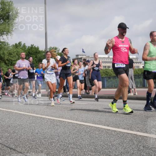 29.06.2025 - hella hamburg halbmarathon Luisa Fischer http://msf.ph/oto/8498818 29.06.2025 10:02:26 Kennedybrücke 32446, 2282, 4837, 13808, 7841, 033, 8542, 1319, 1595, 1914, 2282, 2364, 2391, 2432, 4120, 4426, 4837, 5277, 5299, 7033, 7037, 8542, 8652, 8929, 9488, 9903, 9907, 10020, 10518, 10519 meine-sportfotos.de