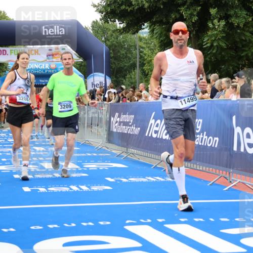 29.06.2025 - hella hamburg halbmarathon Strokosch-Dieckow http://msf.ph/oto/8498842 29.06.2025 10:54:04 Ziel 1151, 1410, 1815, 2432, 3096, 3208, 3209, 3898, 5638, 6294, 6356, 6374, 6443, 6581, 8390, 8394, 9032, 9791, 11499, 11789, 12213, 12379, 13397, 13794, 13869, 15524, 16780, 16871, 17348, 18308 meine-sportfotos.de
