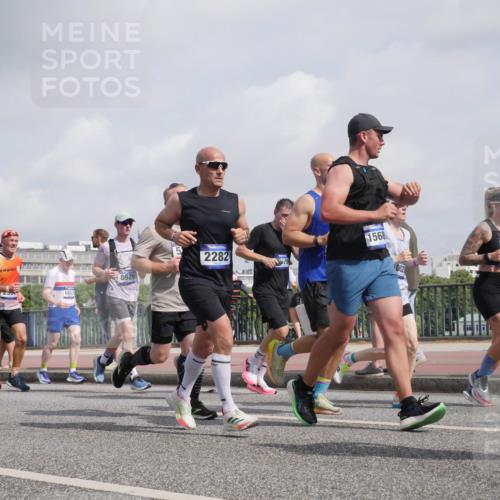 29.06.2025 - hella hamburg halbmarathon Luisa Fischer http://msf.ph/oto/8498860 29.06.2025 10:02:31 Kennedybrücke 1517, 1653, 8929, 2282, 1979, 1568, 002, 10518, 1319, 1595, 1914, 2282, 2364, 2391, 2432, 3668, 3836, 4426, 4837, 5277, 5299, 7033, 7037, 7547, 8929, 9488, 9907, 9984, 10020, 10518 meine-sportfotos.de