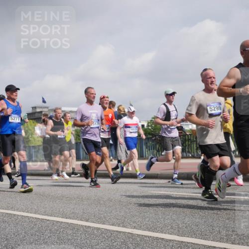 29.06.2025 - hella hamburg halbmarathon Luisa Fischer http://msf.ph/oto/8498864 29.06.2025 10:02:32 Kennedybrücke 990, 5277, 5179, 16531, 5299, 2282, 1319, 1595, 2282, 2364, 2391, 2432, 3668, 3836, 4837, 5277, 5299, 7033, 7037, 7547, 8929, 9488, 9907, 9984, 10020, 10518 meine-sportfotos.de