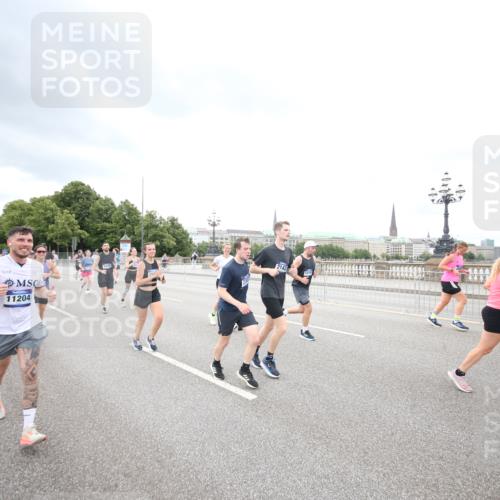 29.06.2025 - hella hamburg halbmarathon Jannik Wohlers http://msf.ph/oto/8498872 29.06.2025 10:56:14 Lombardsbrücke 1047, 2143, 2307, 2887, 2991, 3438, 3516, 3517, 3520, 3614, 3675, 3676, 3953, 3987, 4094, 4118, 4773, 5237, 5438, 5911, 5944, 6348, 6349, 7307, 7711, 8108, 8150, 8606, 8939, 8943, 9172, 9210, 9517, 9902, 9905, 9910, 10555, 10569, 10571, 10932, 10936, 11047, 11089, 11204, 12221, 12328, 12354, 12543, 12993, 13096, 13108, 13834, 14613, 14711, 14746, 15215, 15747, 16034, 16934, 17494, 17797, 18047, 18197 meine-sportfotos.de