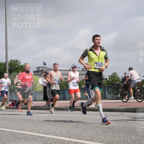 29.06.2025 - hella hamburg halbmarathon Luisa Fischer http://msf.ph/oto/8498891 29.06.2025 10:02:35 Kennedybrücke 18730, 13988, 3668, 15269, 2364, 1595, 1834, 1955, 2364, 2391, 2432, 2910, 3279, 3668, 3836, 5015, 5277, 6587, 7547, 8330, 8929, 9488, 9907, 9984 meine-sportfotos.de