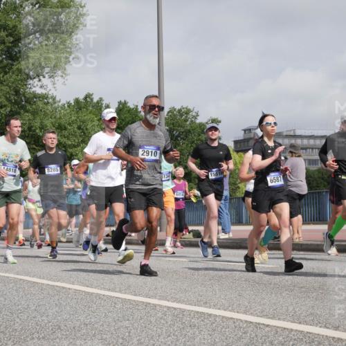 29.06.2025 - hella hamburg halbmarathon Luisa Fischer http://msf.ph/oto/8498956 29.06.2025 10:02:44 Kennedybrücke 14818, 8285, 2910, 15110, 10093, 125, 26, 5134, 6414, 15516, 6587, 18202, 1125, 1642, 1834, 1955, 2676, 2910, 3279, 4231, 5015, 5134, 5420, 6414, 6415, 6587, 8223, 8285, 8330, 10093 meine-sportfotos.de