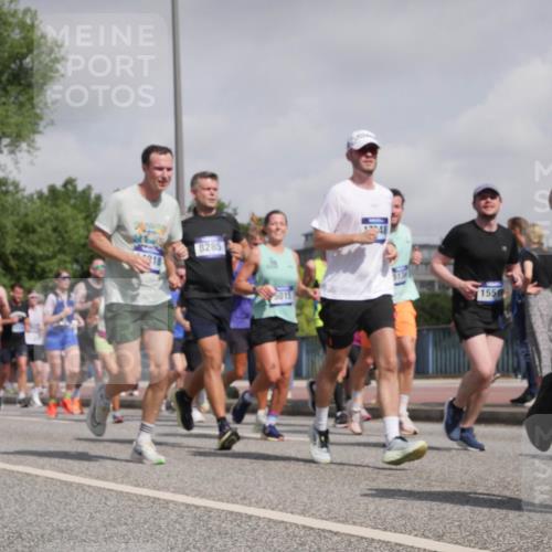 29.06.2025 - hella hamburg halbmarathon Luisa Fischer http://msf.ph/oto/8498965 29.06.2025 10:02:45 Kennedybrücke 8285, 5015, 155, 25, 1125, 1642, 1834, 1955, 2676, 2910, 3279, 4231, 5015, 5134, 5420, 6414, 6415, 6581, 6587, 7786, 8223, 8285, 8330, 8573, 10093 meine-sportfotos.de