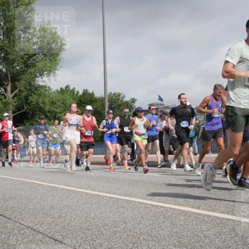 29.06.2025 - hella hamburg halbmarathon Luisa Fischer http://msf.ph/oto/8498976 29.06.2025 10:02:47 Kennedybrücke 15431, 16095, 15110, 10093, 152, 261, 16327, 17769, 14818, 1125, 1642, 1834, 2099, 2676, 2910, 4231, 5015, 5134, 5420, 6414, 6415, 6581, 6587, 7786, 8223, 8285, 8394, 8402, 8573, 10031, 10093 meine-sportfotos.de