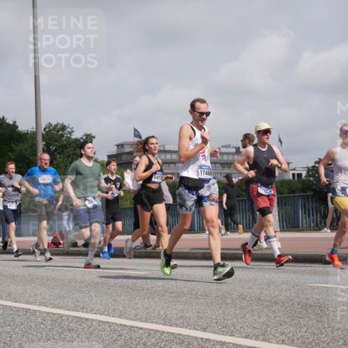 29.06.2025 - hella hamburg halbmarathon Luisa Fischer http://msf.ph/oto/8499020 29.06.2025 10:02:53 Kennedybrücke 8402, 778, 857, 10031, 42, 14139, 17468, 1179, 1006, 2099, 2348, 4231, 6202, 6581, 7786, 8223, 8394, 8402, 8520, 8573, 10031, 10788 meine-sportfotos.de