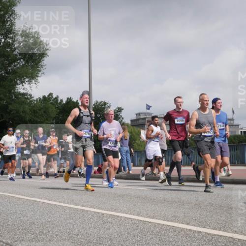 29.06.2025 - hella hamburg halbmarathon Luisa Fischer http://msf.ph/oto/8499064 29.06.2025 10:02:58 Kennedybrücke 8112, 17160, 2348, 1794, 4750, 1778, 13589, 1006, 02, 12248, 1006, 1180, 1334, 2099, 2348, 2677, 3177, 3861, 3898, 5341, 6082, 6084, 6202, 6581, 7786, 8394, 8402, 8520, 8573, 10031, 10788 meine-sportfotos.de