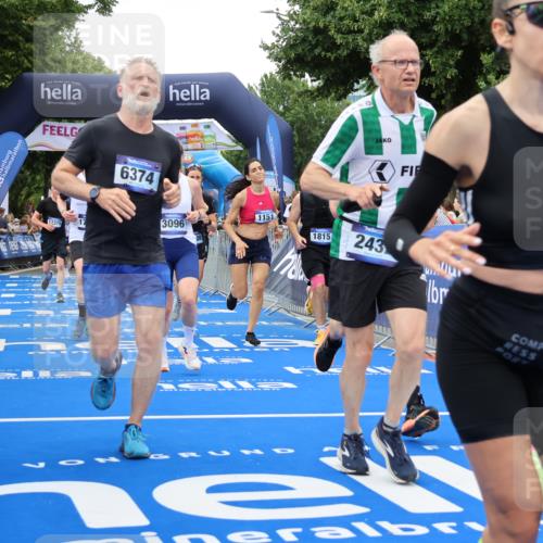 29.06.2025 - hella hamburg halbmarathon Strokosch-Dieckow http://msf.ph/oto/8499078 29.06.2025 10:53:59 Ziel 1151, 1410, 1815, 2432, 3096, 3208, 3209, 6356, 6374, 6481, 6581, 7395, 7918, 7973, 8394, 9032, 11499, 11789, 12379, 13032, 13869, 14175, 16477, 16871, 17348, 18308, 18831, 18879 meine-sportfotos.de