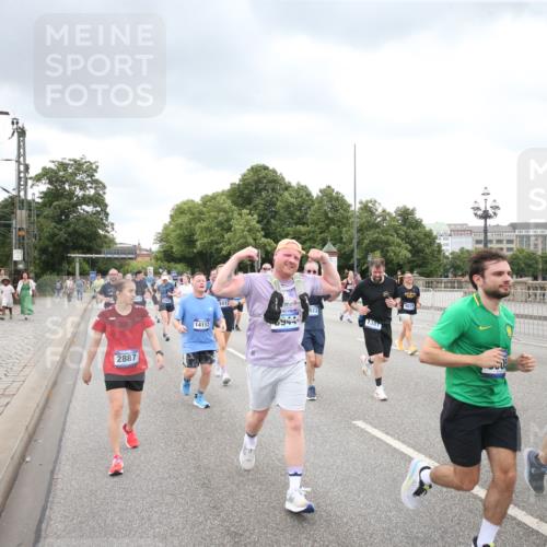 29.06.2025 - hella hamburg halbmarathon Jannik Wohlers http://msf.ph/oto/8499110 29.06.2025 10:56:27 Lombardsbrücke 1207, 2932, 3348, 3387, 3418, 3485, 3516, 3517, 4094, 4118, 4568, 4569, 5589, 5911, 5944, 6284, 6348, 6349, 7381, 7416, 7417, 8150, 8197, 9172, 9210, 9402, 9404, 9517, 9902, 9905, 10016, 10138, 10309, 10450, 10632, 11047, 12328, 12345, 12354, 12828, 12993, 13108, 13194, 13273, 13276, 13671, 13801, 13834, 14117, 14472, 14711, 15215, 15630, 15748, 15823 meine-sportfotos.de