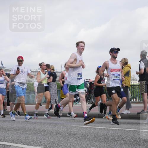 29.06.2025 - hella hamburg halbmarathon Luisa Fischer http://msf.ph/oto/8499129 29.06.2025 10:03:07 Kennedybrücke 961, 6260, 3898, 1815, 156, 6082, 6084, 12479, 1180, 1239, 1334, 2346, 2677, 3112, 3177, 3861, 3898, 4796, 5341, 5728, 6082, 6084, 6201, 6260, 6462, 6602, 7824, 8531, 8730, 9611, 10044, 10337, 10582 meine-sportfotos.de