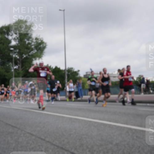 29.06.2025 - hella hamburg halbmarathon Luisa Fischer http://msf.ph/oto/8499184 29.06.2025 10:03:14 Kennedybrücke 1239, 1264, 2159, 2346, 2447, 2582, 2584, 2730, 3042, 3794, 4013, 4419, 4594, 5643, 5728, 6104, 6201, 6462, 6602, 6636, 7159, 7717, 7824, 8531, 9622, 10268, 10337, 10587, 10665, 10742, 10759 meine-sportfotos.de