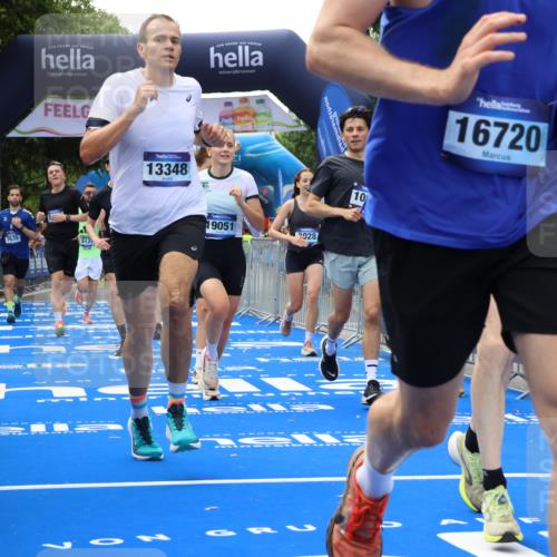 29.06.2025 - hella hamburg halbmarathon Strokosch-Dieckow http://msf.ph/oto/8499242 29.06.2025 10:43:24 Ziel 2653, 3109, 3124, 3146, 3928, 4080, 5124, 5436, 5506, 7635, 8664, 9931, 10099, 10237, 10246, 11648, 12623, 13348, 15921, 16338, 16720, 17391, 18274, 18513, 18810, 18942, 18987, 19009, 19051 meine-sportfotos.de