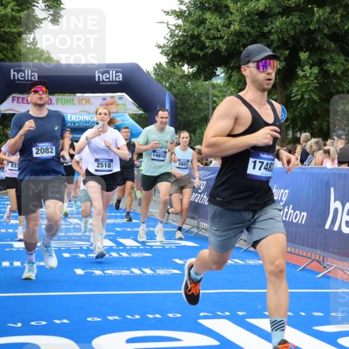 29.06.2025 - hella hamburg halbmarathon Strokosch-Dieckow http://msf.ph/oto/8499482 29.06.2025 10:53:43 Ziel 1422, 1502, 2058, 2082, 2518, 2630, 3819, 5399, 5607, 6260, 6762, 6877, 7177, 8285, 8335, 9922, 10529, 10549, 10891, 10895, 11588, 11589, 11604, 12632, 13865, 14026, 14702, 14818, 15061, 15441, 15502, 16092, 17482, 17740, 18143, 18249, 18487, 18514, 18666, 18715, 18759 meine-sportfotos.de