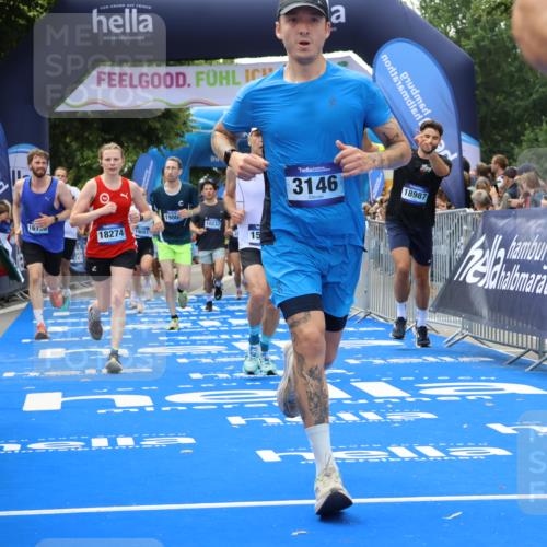 29.06.2025 - hella hamburg halbmarathon Strokosch-Dieckow http://msf.ph/oto/8499520 29.06.2025 10:43:20 Ziel 2653, 3109, 3124, 3146, 3928, 5506, 8664, 10099, 10237, 13348, 15921, 16314, 16720, 16997, 17391, 18274, 18942, 18987, 19009, 19051 meine-sportfotos.de