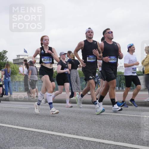 29.06.2025 - hella hamburg halbmarathon Luisa Fischer http://msf.ph/oto/8499722 29.06.2025 10:04:22 Kennedybrücke 091, 4319, 8046, 8045, 1900, 1526, 2091, 2490, 2936, 3425, 4319, 4370, 5675, 6087, 6924, 7287, 7658, 8030, 8046, 10576 meine-sportfotos.de
