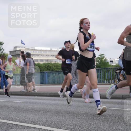 29.06.2025 - hella hamburg halbmarathon Luisa Fischer http://msf.ph/oto/8499724 29.06.2025 10:04:23 Kennedybrücke 11527, 2091, 4370, 4319, 199, 1526, 2091, 2490, 2936, 3425, 4319, 4370, 5675, 6087, 6281, 6302, 6924, 7287, 7658, 8030, 8046, 8392, 10576 meine-sportfotos.de