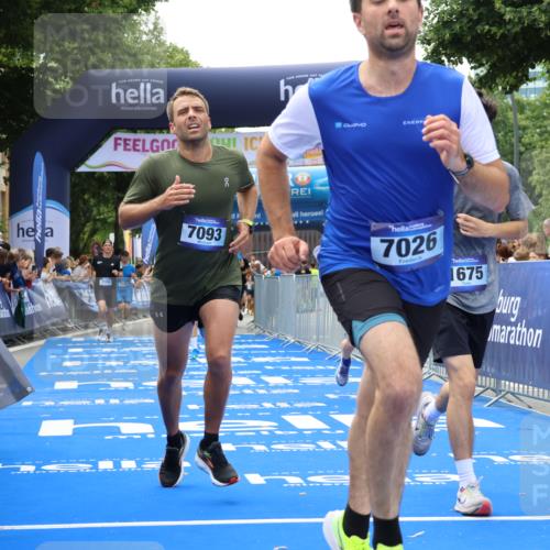 29.06.2025 - hella hamburg halbmarathon Strokosch-Dieckow http://msf.ph/oto/8499830 29.06.2025 10:43:13 Ziel 1675, 3109, 3124, 3146, 7026, 7093, 7451, 10099, 10251, 11177, 12153, 15255, 15706, 15921, 16314, 16997, 18274, 18304 meine-sportfotos.de