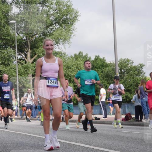 29.06.2025 - hella hamburg halbmarathon Luisa Fischer http://msf.ph/oto/8499895 29.06.2025 10:04:44 Kennedybrücke 17017, 12475, 1355, 15093, 653, 1464, 1653, 1722, 1724, 2591, 2806, 2957, 3039, 4322, 5547, 5602, 5603, 0000, 6921, 7189, 7223, 7846, 8191, 8578, 8632, 8926, 9230, 10074 meine-sportfotos.de