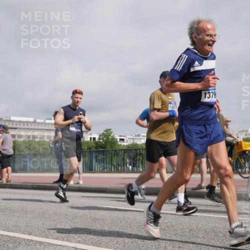 29.06.2025 - hella hamburg halbmarathon Luisa Fischer http://msf.ph/oto/8500057 29.06.2025 10:05:05 Kennedybrücke 1654, 11554, 14671, 1379, 1184, 1329, 1364, 1729, 1940, 3169, 4286, 4328, 4649, 7031, 9156, 9353, 9741, 10177 meine-sportfotos.de