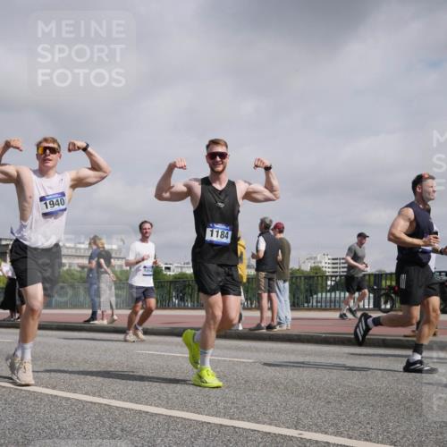 29.06.2025 - hella hamburg halbmarathon Luisa Fischer http://msf.ph/oto/8500067 29.06.2025 10:05:07 Kennedybrücke 1940, 1654, 1184, 119, 1184, 1364, 1453, 1729, 1940, 3169, 4286, 4328, 7031, 9156, 9353, 9741, 10177 meine-sportfotos.de