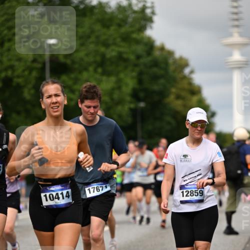 29.06.2025 - hella hamburg halbmarathon Dr. Thomas Lammeyer http://msf.ph/oto/8500161 29.06.2025 10:24:30 Kennedybrücke 1046, 1069, 1110, 1115, 1154, 1471, 1474, 1534, 2064, 2357, 3278, 3733, 4422, 4585, 4737, 4739, 5659, 5831, 5937, 7101, 7131, 7519, 7739, 7744, 7808, 8025, 8387, 8462, 8588, 8738, 9136, 9196, 9735, 9873, 10041, 10414, 10550, 10595, 10613, 10647, 10754, 11434 meine-sportfotos.de