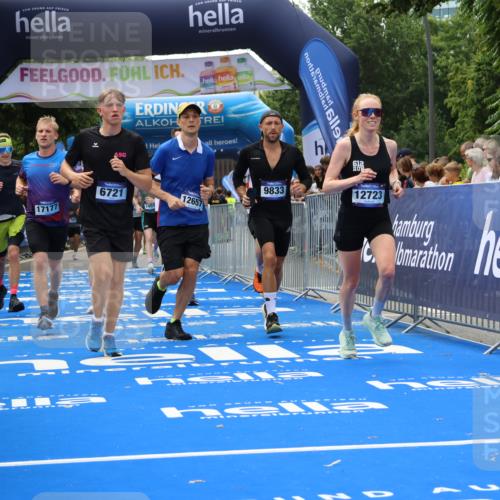 29.06.2025 - hella hamburg halbmarathon Strokosch-Dieckow http://msf.ph/oto/8500272 29.06.2025 10:43:03 Ziel 4229, 4823, 6721, 7026, 7035, 7451, 8218, 9364, 9833, 10251, 10469, 11177, 12153, 12657, 12723, 12776, 12839, 15255, 17177, 19038 meine-sportfotos.de