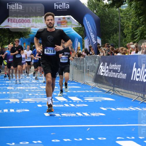 29.06.2025 - hella hamburg halbmarathon Strokosch-Dieckow http://msf.ph/oto/8500354 29.06.2025 10:43:00 Ziel 4229, 4823, 6721, 7035, 7451, 8218, 9364, 9833, 10469, 12657, 12723, 12776, 12839, 14849, 15255, 17177, 18659, 19038 meine-sportfotos.de