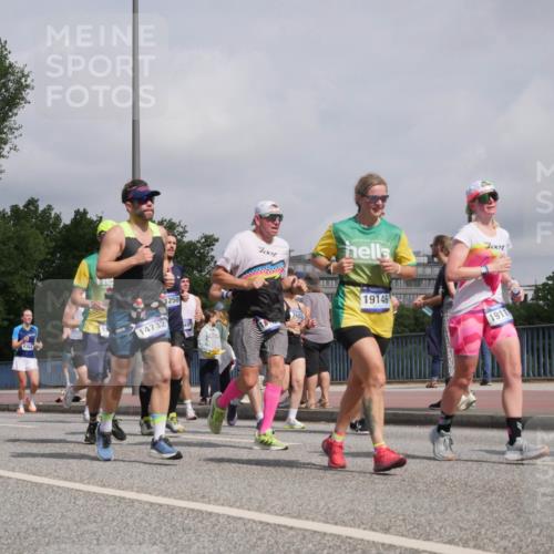 29.06.2025 - hella hamburg halbmarathon Luisa Fischer http://msf.ph/oto/8500360 29.06.2025 10:05:44 Kennedybrücke 8364, 001, 2001, 14732, 250, 491, 2585, 19146, 1911, 2142, 2685, 2819, 3225, 3919, 6166, 6295, 6752, 6997, 7323, 8003, 8364, 8662, 9006, 10295 meine-sportfotos.de