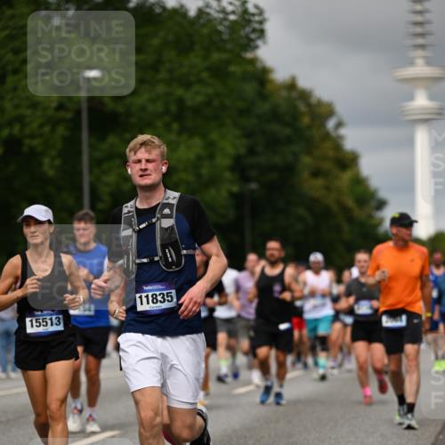 29.06.2025 - hella hamburg halbmarathon Dr. Thomas Lammeyer http://msf.ph/oto/8500451 29.06.2025 10:24:37 Kennedybrücke 1046, 1069, 1154, 1471, 1474, 1534, 2053, 2064, 2834, 3733, 3842, 4422, 4585, 4869, 5659, 5831, 5937, 6951, 7101, 7131, 7519, 7739, 7808, 8025, 8387, 8462, 8588, 8738, 9136, 9196, 9735, 9873, 10039, 10041, 10414, 10550, 10595, 10613, 10647, 10754, 11100, 11434 meine-sportfotos.de