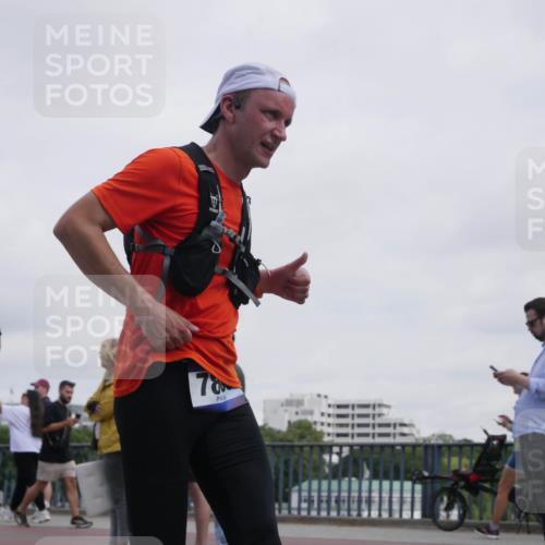 29.06.2025 - hella hamburg halbmarathon Luisa Fischer http://msf.ph/oto/8500548 29.06.2025 10:06:10 Kennedybrücke 13932, 78, 1702, 2619, 2810, 3630, 4066, 4204, 4613, 4665, 5734, 7888, 10128 meine-sportfotos.de