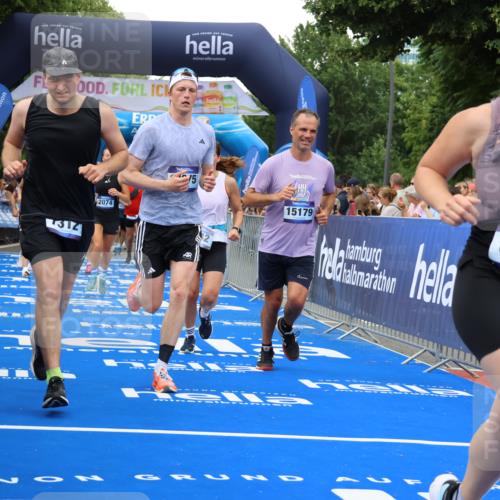 29.06.2025 - hella hamburg halbmarathon Strokosch-Dieckow http://msf.ph/oto/8500691 29.06.2025 10:53:14 Ziel 1683, 2074, 2111, 2354, 4065, 7312, 7383, 8273, 8361, 9142, 11844, 12490, 12875, 15179, 15681, 15838, 16929, 16986, 18134, 18901 meine-sportfotos.de