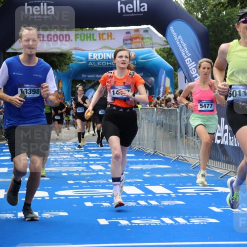 29.06.2025 - hella hamburg halbmarathon Strokosch-Dieckow http://msf.ph/oto/8500729 29.06.2025 10:42:51 Ziel 4823, 5011, 5477, 7035, 7105, 13398, 13725, 14447, 14560, 14813, 14849, 15297, 15301, 15851, 18559, 18659 meine-sportfotos.de