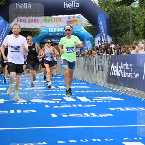 29.06.2025 - hella hamburg halbmarathon Strokosch-Dieckow http://msf.ph/oto/8500821 29.06.2025 10:53:10 Ziel 2074, 2111, 2208, 3059, 3258, 4121, 7312, 7383, 7864, 8273, 8361, 9142, 9537, 12875, 14323, 15179, 16929, 16986, 19208 meine-sportfotos.de
