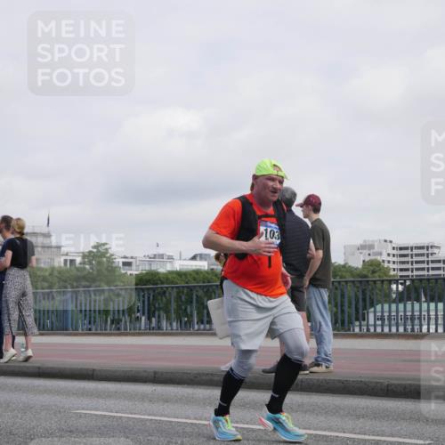 29.06.2025 - hella hamburg halbmarathon Luisa Fischer http://msf.ph/oto/8500987 29.06.2025 10:07:19 Kennedybrücke 88, 116, 103, 1032, 1161, 1367, 3488, 4488, 5363, 6706, 10756 meine-sportfotos.de