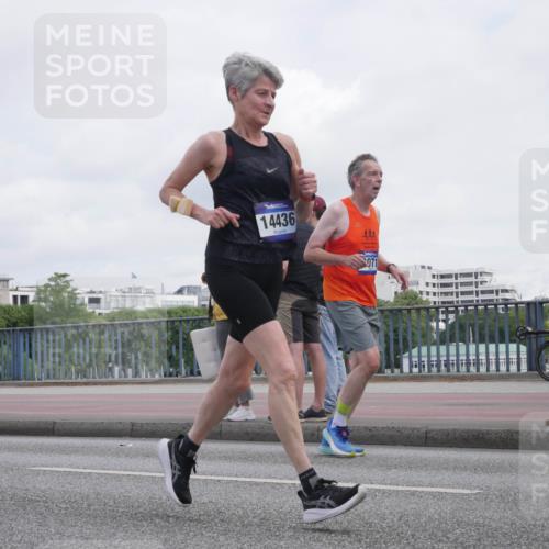 29.06.2025 - hella hamburg halbmarathon Luisa Fischer http://msf.ph/oto/8501452 29.06.2025 10:08:19 Kennedybrücke 14436, 971, 1213, 3071, 3578, 4394, 5869, 7826, 8316, 9165 meine-sportfotos.de