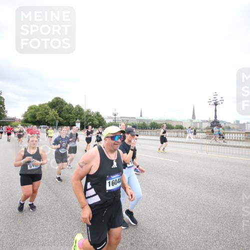 29.06.2025 - hella hamburg halbmarathon Jannik Wohlers http://msf.ph/oto/8501464 29.06.2025 10:57:58 Lombardsbrücke 1001, 1845, 2043, 2273, 2275, 3540, 3868, 4117, 5104, 5159, 5655, 5782, 5988, 6825, 7262, 7617, 7664, 7783, 8076, 8441, 8888, 9123, 9239, 9636, 10462, 10473, 10498, 10937, 11708, 12023, 12024, 12310, 12433, 12968, 13218, 13226, 13355, 13356, 13469, 13547, 14584, 14935, 15926, 16048, 16329, 16408, 16561, 16878, 17227, 17228, 18822, 19183 meine-sportfotos.de