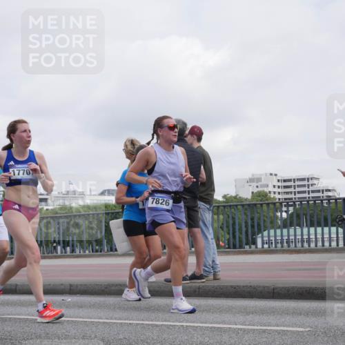 29.06.2025 - hella hamburg halbmarathon Luisa Fischer http://msf.ph/oto/8501466 29.06.2025 10:08:20 Kennedybrücke 16478, 1770, 7826, 1213, 3071, 3578, 5869, 7826, 8316, 9165, 9680, 10694 meine-sportfotos.de
