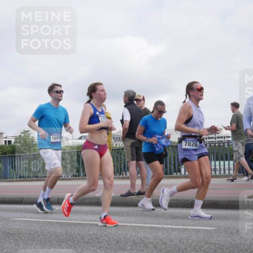 29.06.2025 - hella hamburg halbmarathon Luisa Fischer http://msf.ph/oto/8501468 29.06.2025 10:08:21 Kennedybrücke 16478, 7826, 5869, 1213, 2298, 3071, 3578, 5869, 6059, 7826, 8316, 9007, 9165, 9680, 10694 meine-sportfotos.de