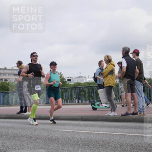 29.06.2025 - hella hamburg halbmarathon Luisa Fischer http://msf.ph/oto/8501553 29.06.2025 10:08:33 Kennedybrücke 16847, 18617, 1863, 2298, 4014, 4220, 4782, 5073, 6059, 8727, 8999, 9007, 9019, 9075, 9361, 9559, 9680, 10694 meine-sportfotos.de