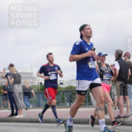 29.06.2025 - hella hamburg halbmarathon Luisa Fischer http://msf.ph/oto/8501597 29.06.2025 10:08:39 Kennedybrücke 401, 4014, 4220, 4782, 4868, 5073, 7138, 8727, 9361, 9559, 9736, 9737, 9738 meine-sportfotos.de
