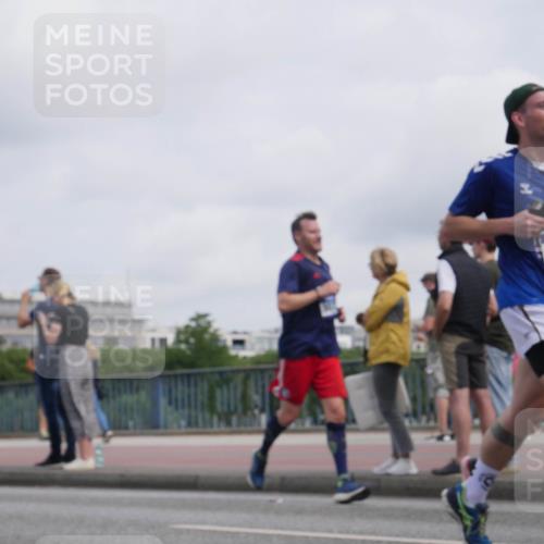 29.06.2025 - hella hamburg halbmarathon Luisa Fischer http://msf.ph/oto/8501600 29.06.2025 10:08:39 Kennedybrücke 4014, 4014, 4220, 4782, 4868, 5073, 7138, 8727, 9361, 9559, 9736, 9737, 9738 meine-sportfotos.de