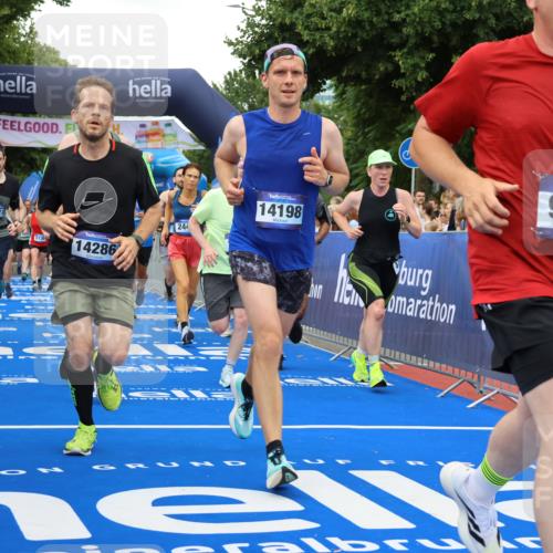 29.06.2025 - hella hamburg halbmarathon Strokosch-Dieckow http://msf.ph/oto/8501653 29.06.2025 10:52:49 Ziel 1257, 1258, 1657, 2099, 2287, 2444, 2814, 2910, 3999, 4557, 4558, 4770, 5077, 5169, 5194, 5907, 8139, 8172, 8720, 8955, 9065, 9163, 10724, 10811, 11217, 11992, 12482, 14198, 14286, 14805, 16467, 17198, 18331, 19244 meine-sportfotos.de