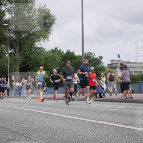 29.06.2025 - hella hamburg halbmarathon Luisa Fischer http://msf.ph/oto/8501802 29.06.2025 10:09:13 Kennedybrücke 10781, 6014, 20241, 3062, 1304, 1830, 2471, 2624, 3062, 4169, 6014, 7741, 8290, 8909, 10781 meine-sportfotos.de