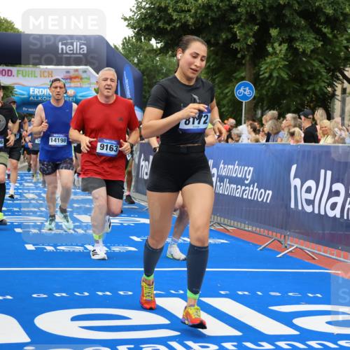 29.06.2025 - hella hamburg halbmarathon Strokosch-Dieckow http://msf.ph/oto/8501811 29.06.2025 10:52:48 Ziel 1257, 1258, 1657, 2099, 2287, 2444, 2814, 2910, 3999, 4557, 4558, 4770, 5077, 5116, 5169, 5194, 8139, 8172, 8720, 8955, 9065, 9163, 9869, 10724, 10811, 11217, 11992, 12482, 14198, 14286, 14805, 16467, 17198, 18331, 19244 meine-sportfotos.de