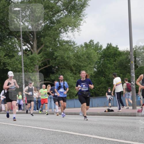 29.06.2025 - hella hamburg halbmarathon Luisa Fischer http://msf.ph/oto/8501830 29.06.2025 10:09:16 Kennedybrücke 830, 6014, 14987, 15772, 45, 1830, 2471, 2624, 3062, 4169, 4542, 6014, 7741, 8290, 8744, 10214, 10781 meine-sportfotos.de
