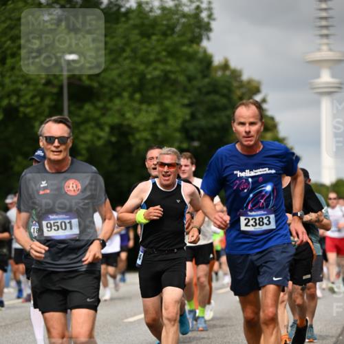29.06.2025 - hella hamburg halbmarathon Dr. Thomas Lammeyer http://msf.ph/oto/8501882 29.06.2025 10:25:19 Kennedybrücke 1028, 1266, 1658, 2325, 2383, 2923, 2956, 2986, 3161, 3247, 3434, 3781, 3813, 4082, 4350, 5041, 5373, 5625, 5767, 6275, 6308, 7018, 7553, 7608, 8724, 8726, 8844, 9100, 9108, 9501, 10050, 10350, 10585, 10602, 11145 meine-sportfotos.de